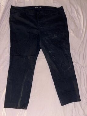 Old Navy Black Cropped Women's Pants